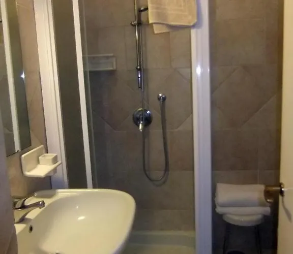 Biancamaria Hotell 3*