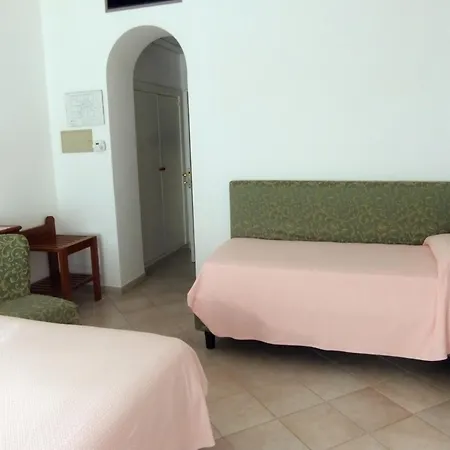 Biancamaria فندق أناكابْري